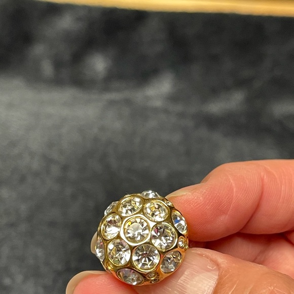 Christian Dior Vintage Clip-On Earrings - Picture 11 of 11